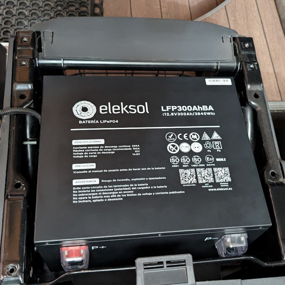 Batería Litio Eleksol 300Ah/12,8V Bluetooth Bajo Asiento V2