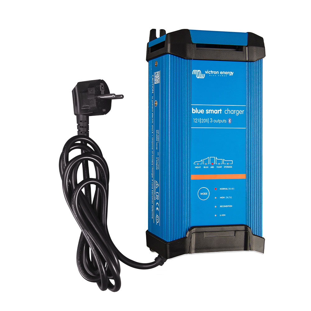 Blue Smart IP22 Charger 12/15 (3)